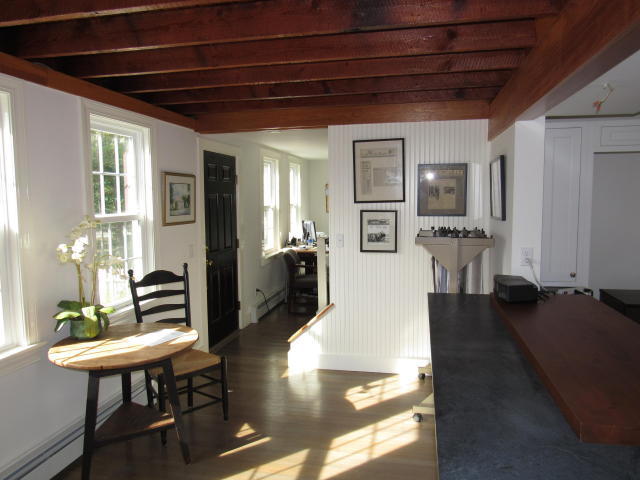 182 Ost -w Barn Road Osterville, MA 02655 - Photo 8 of 19 bg4