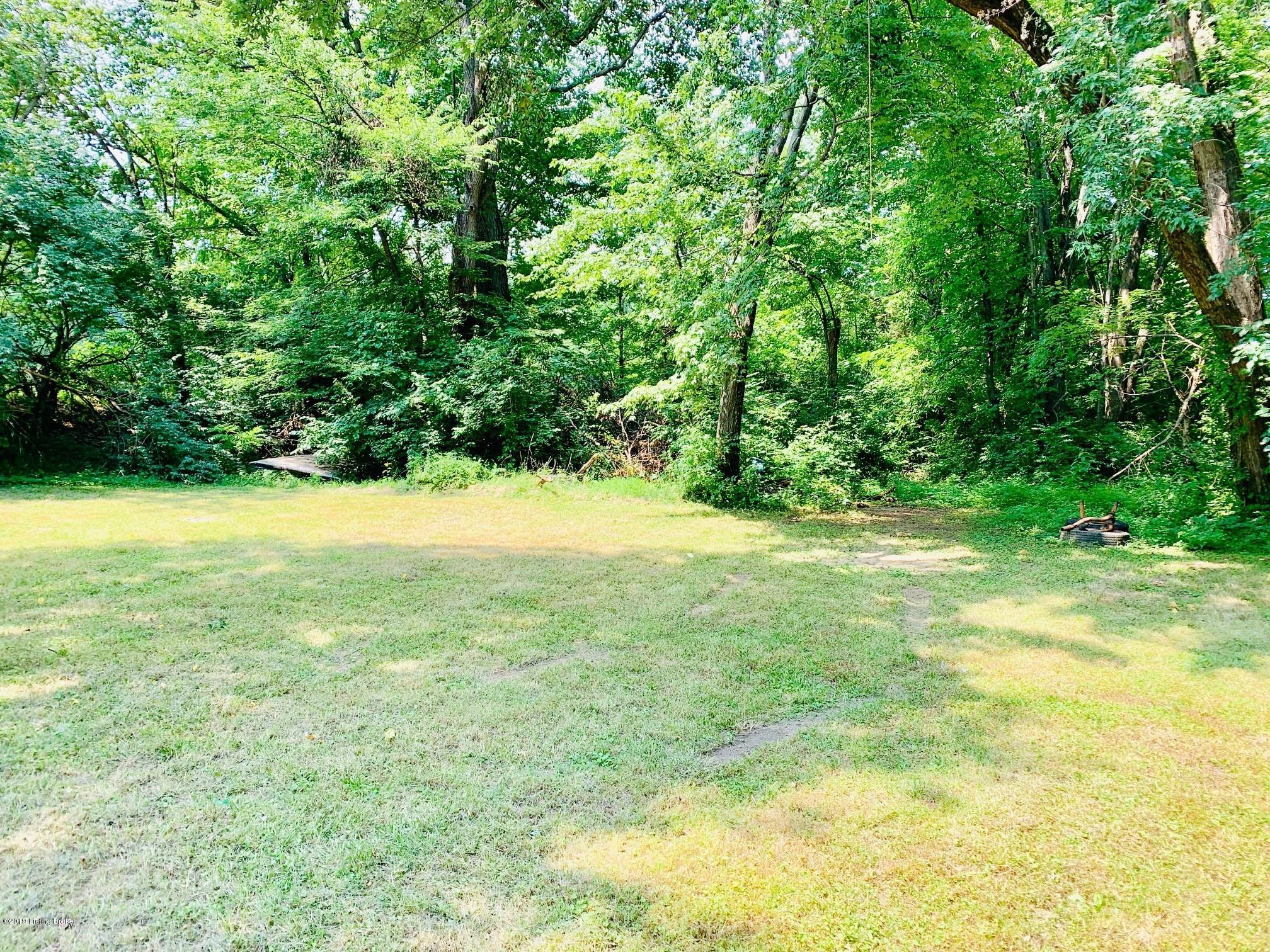 10401 Barricks Road Louisville, KY 40229 - Photo 15 of 19 18
