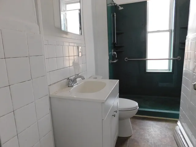 $279,000 | 15 Western Promenade, Auburn, ME 04210