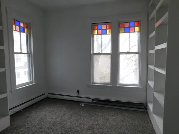 $279,000 | 15 Western Promenade, Auburn, ME 04210