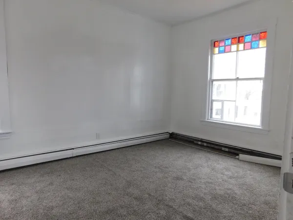 $279,000 | 15 Western Promenade, Auburn, ME 04210