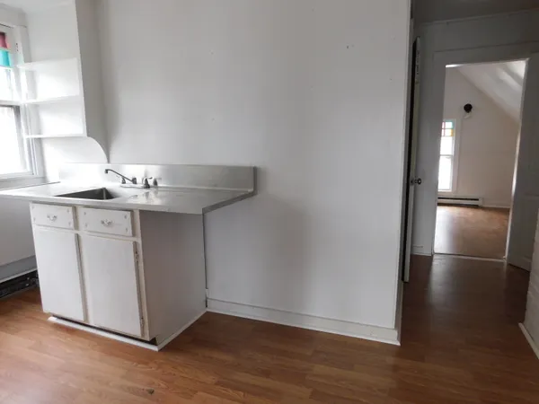 $279,000 | 15 Western Promenade, Auburn, ME 04210