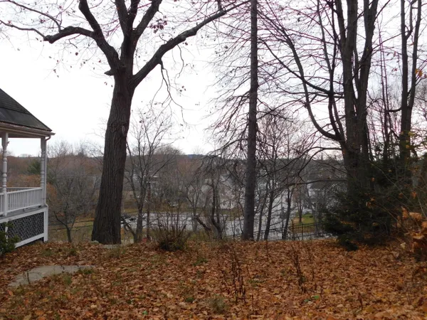 $279,000 | 15 Western Promenade, Auburn, ME 04210