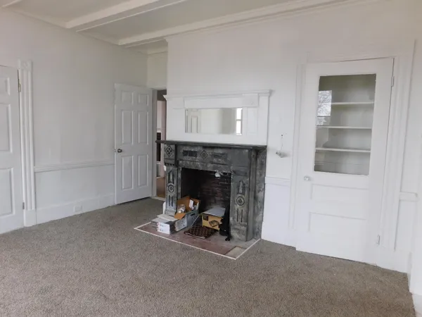 $279,000 | 15 Western Promenade, Auburn, ME 04210