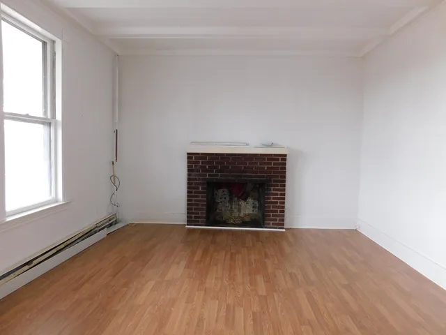 $279,000 | 15 Western Promenade, Auburn, ME 04210