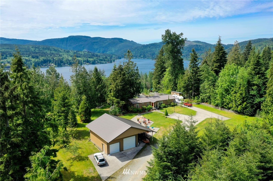544 Manley Road Bellingham, WA 98229 - Photo 1 of 25 Gallery Image 1