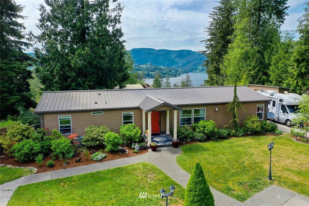 544 Manley Road Bellingham, WA 98229 - Photo 2 of 25 Gallery Image 2