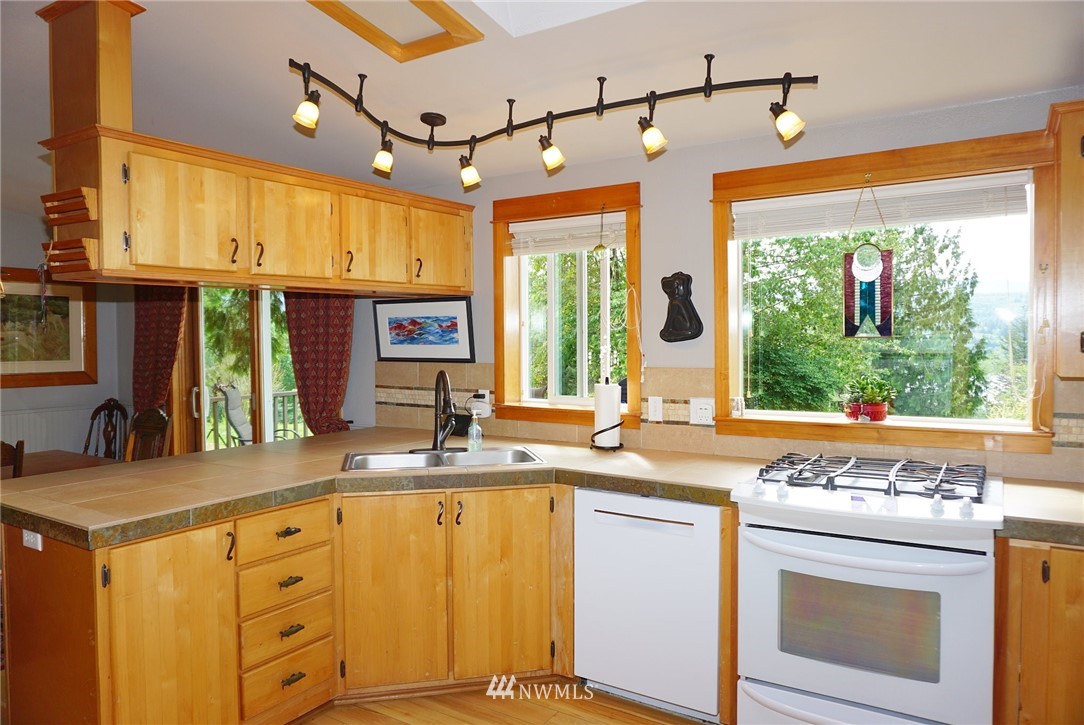 544 Manley Road Bellingham, WA 98229 - Photo 13 of 25 Gallery Image 13