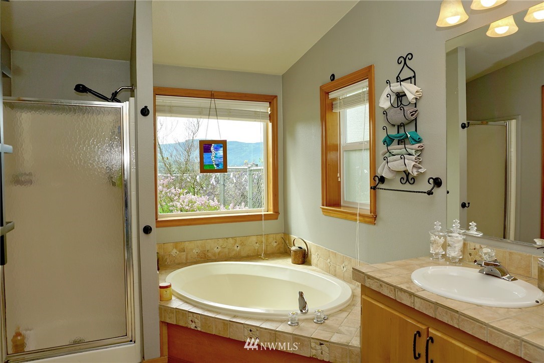 544 Manley Road Bellingham, WA 98229 - Photo 18 of 25 Gallery Image 18