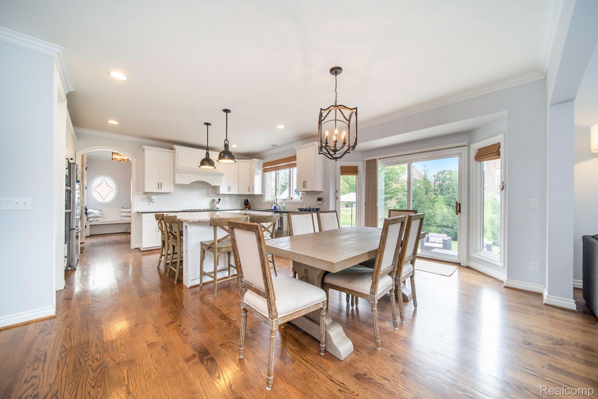 2919 North Addison Circle Rochester, MI 48306 - Photo 27 of 56 2919-Addison-_51.jpg