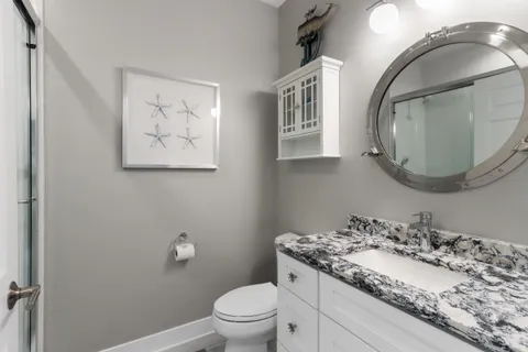 $995,000 | 401 Abbey Ridge Court, Fontana, WI 53125