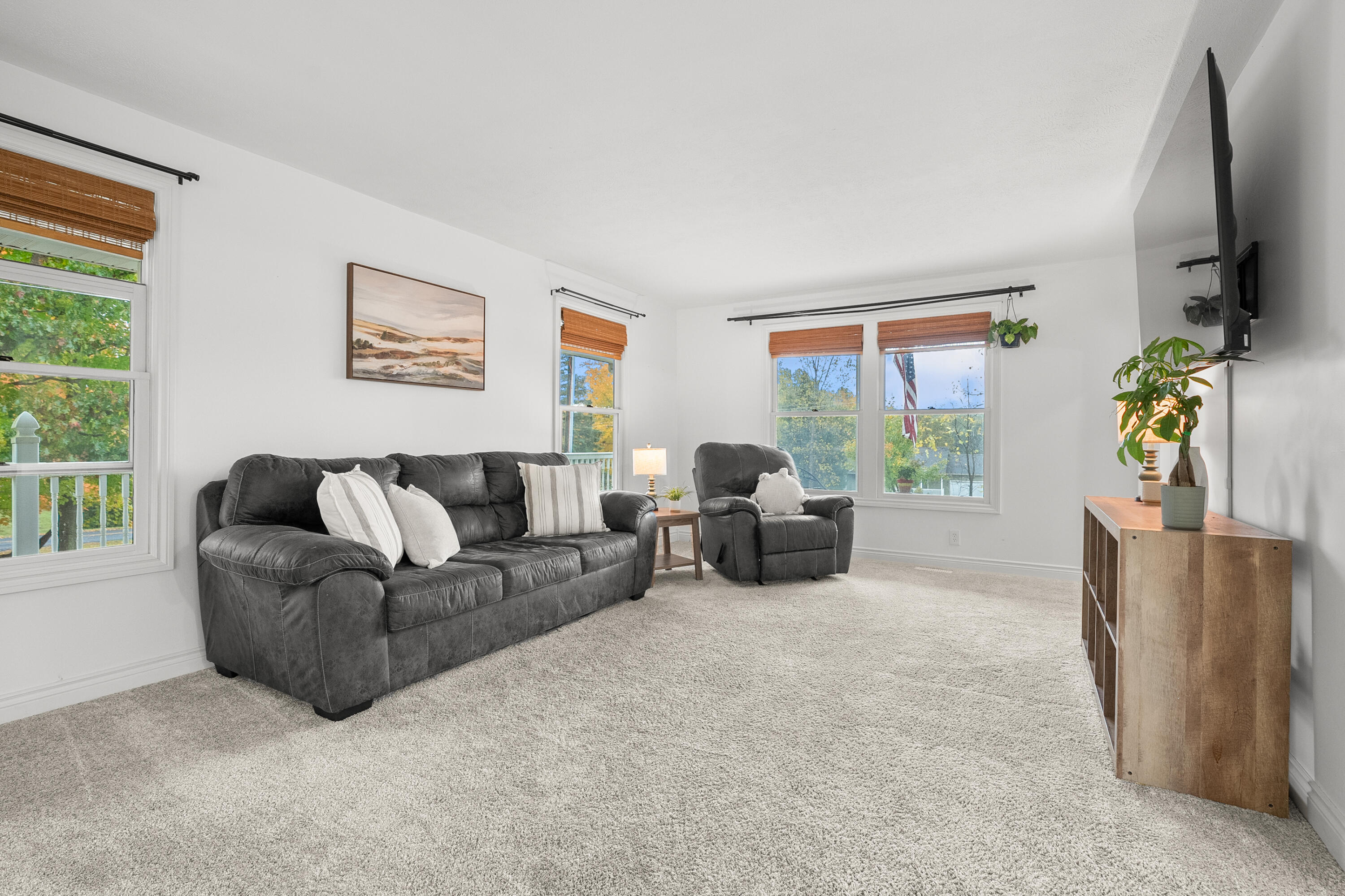 9980 South 2nd Street Mattawan, MI 49071 - Photo 11 of 49 LC - 2nd St S 9980 Mattawan 49071 - Resh