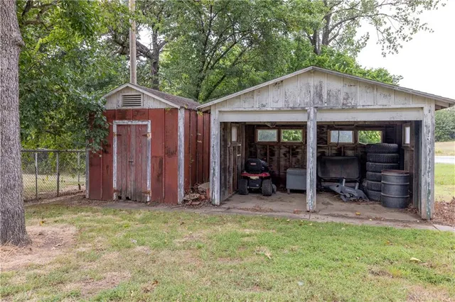 $189,000 | 3921 Cr 4825 N/a Independence Ks 67301 N/a, Independence, KS 67301