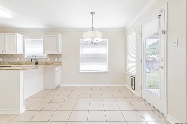 $1,800 | 10322 Filly Valley, San Antonio, TX 78254