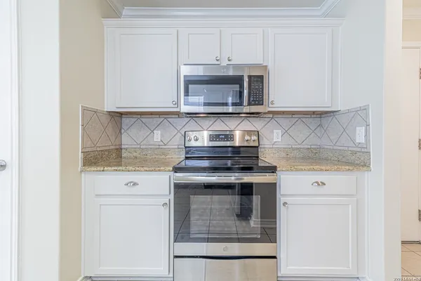 $1,800 | 10322 Filly Valley, San Antonio, TX 78254