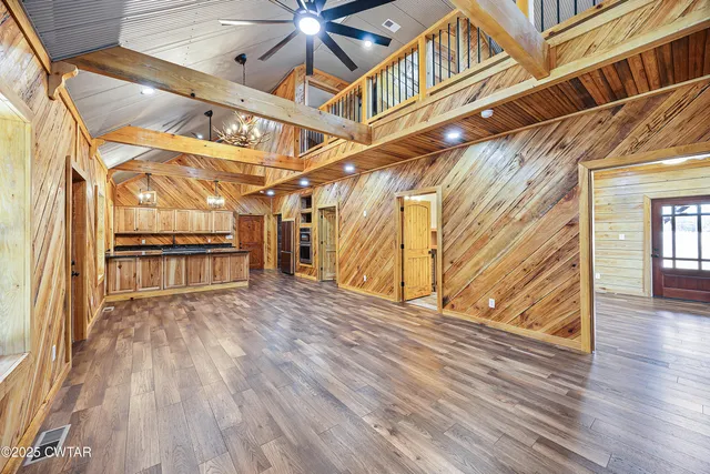 a view of an entryway