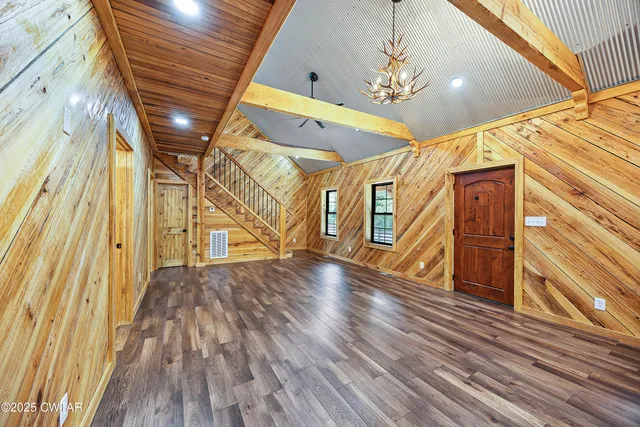 a view of an entryway