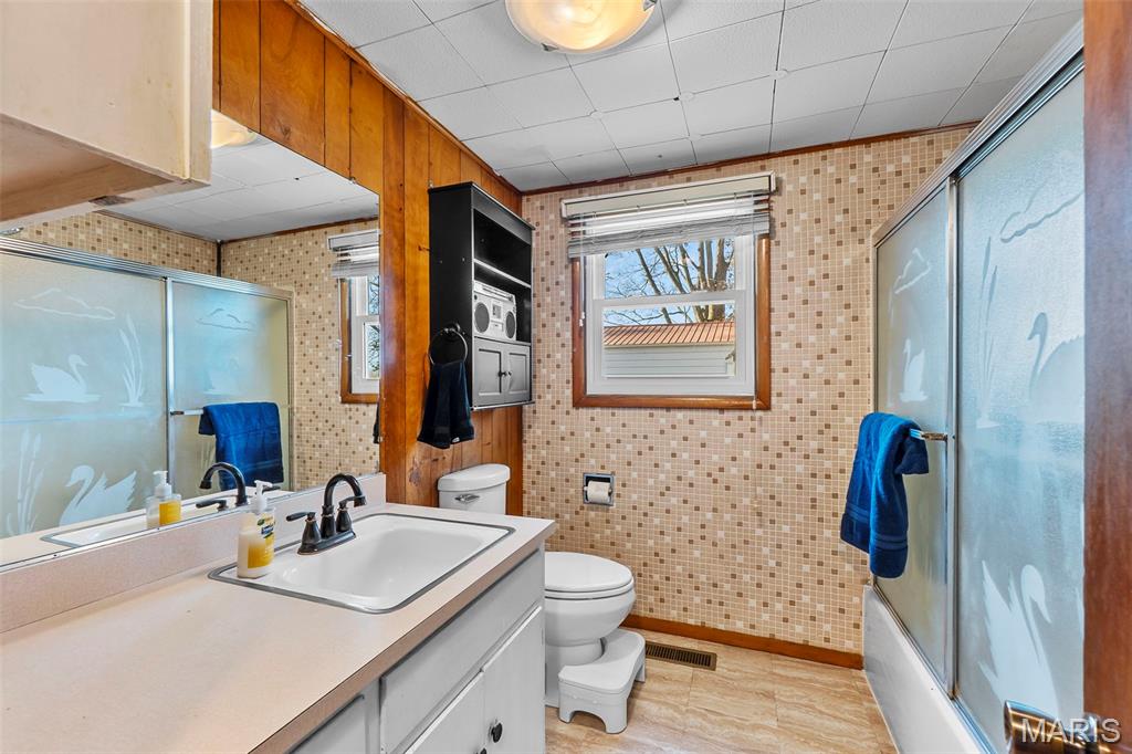 428 Mandeville Morley, MO 63771 - Photo 17 of 25