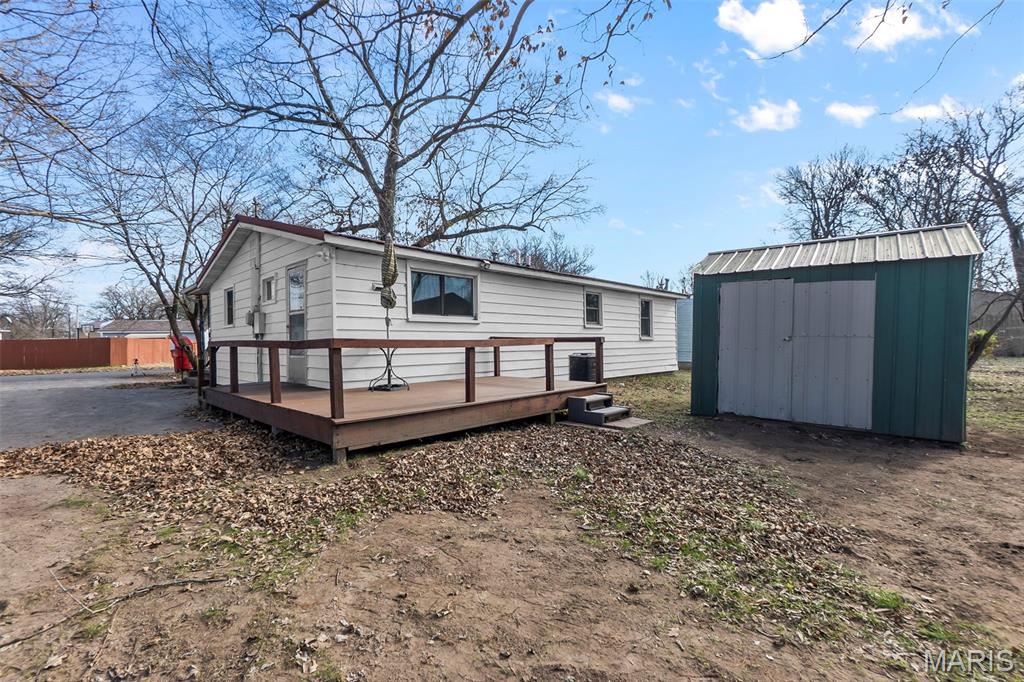 428 Mandeville Morley, MO 63771 - Photo 4 of 25