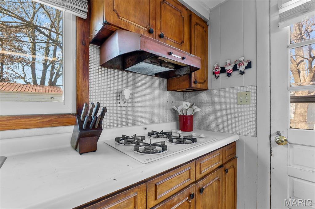 428 Mandeville Morley, MO 63771 - Photo 8 of 25