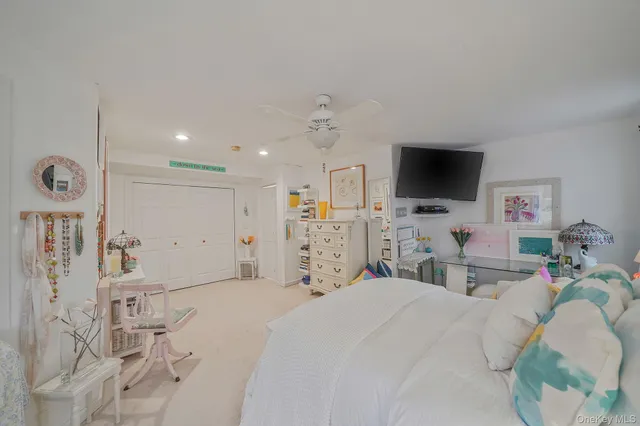 $525,000 | 156 Clinton Avenue, East Patchogue, NY 11772