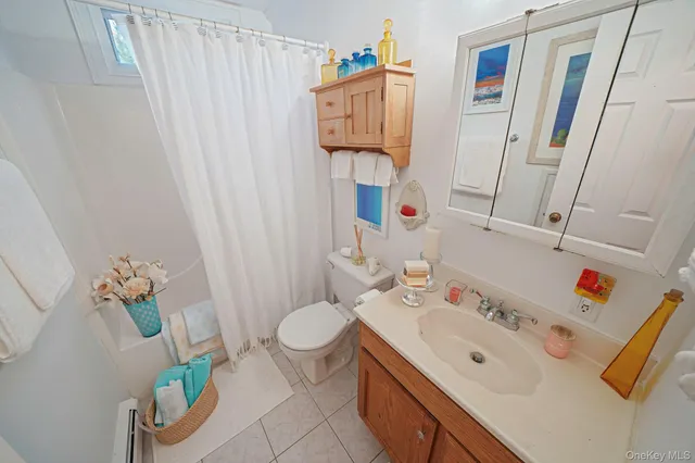 $525,000 | 156 Clinton Avenue, East Patchogue, NY 11772