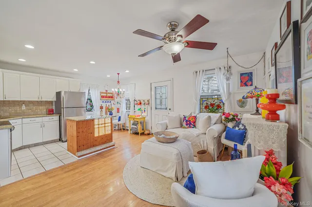 $525,000 | 156 Clinton Avenue, East Patchogue, NY 11772