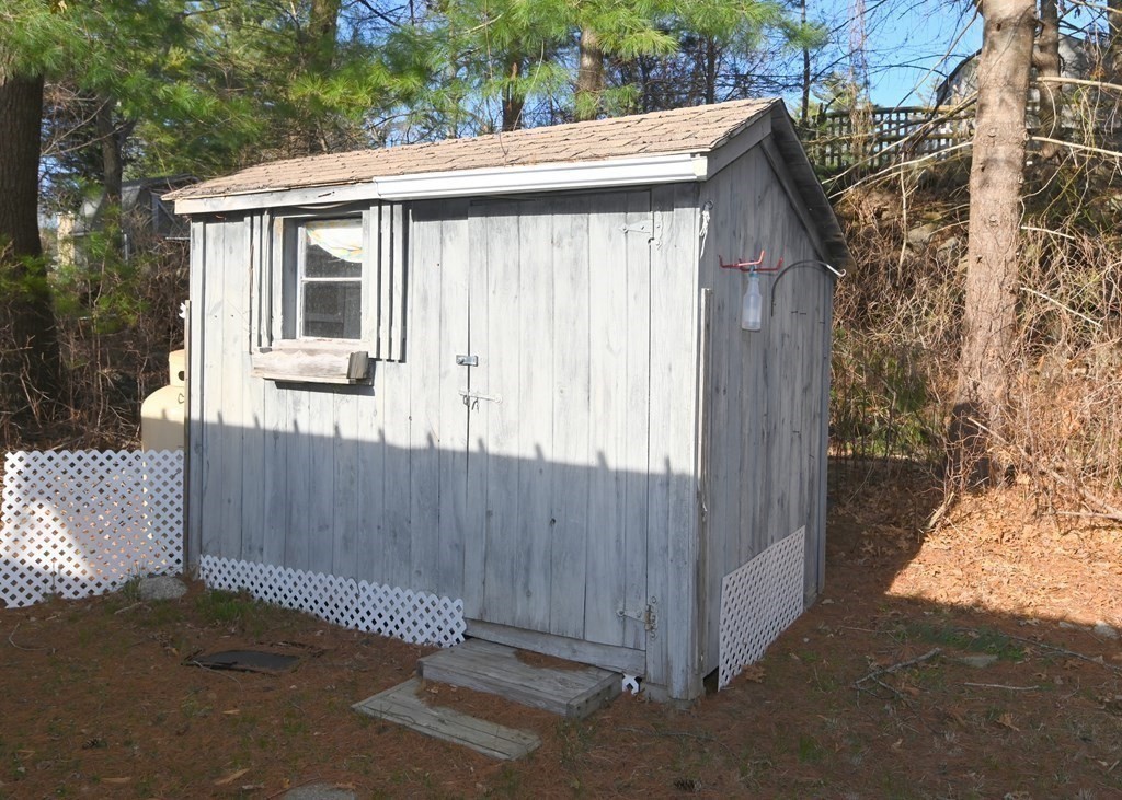 37 Longboat Road Wareham, MA 02576 - Photo 17 of 18 Gallery Image 17