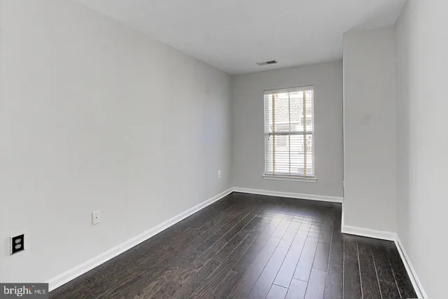 $4,250 | 5120 Grimm Drive, Alexandria, VA 22304