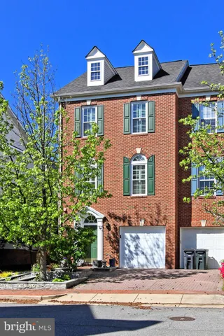 $4,250 | 5120 Grimm Drive, Alexandria, VA 22304