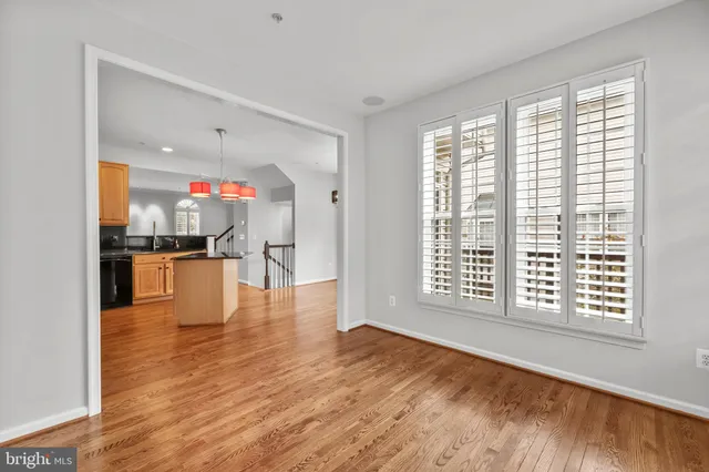 $4,250 | 5120 Grimm Drive, Alexandria, VA 22304