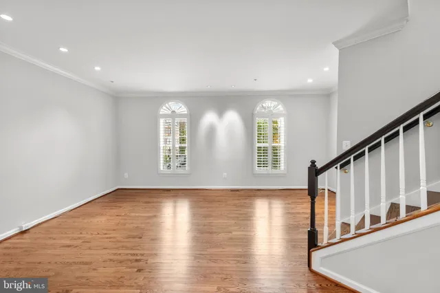 $4,250 | 5120 Grimm Drive, Alexandria, VA 22304