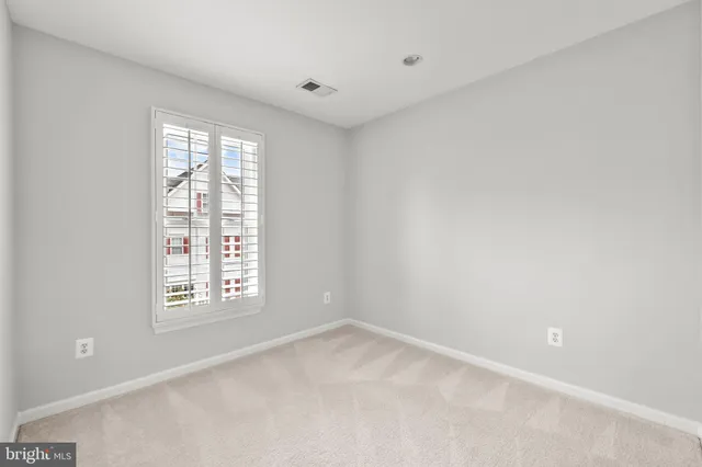 $4,250 | 5120 Grimm Drive, Alexandria, VA 22304