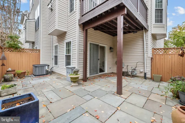 $4,250 | 5120 Grimm Drive, Alexandria, VA 22304