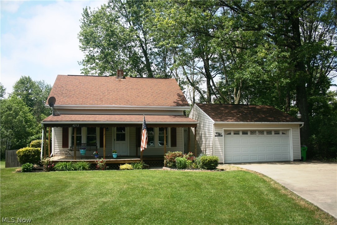 4252 Stow Road Stow, OH 44224 - Photo 1 of 33 Gallery Image 1