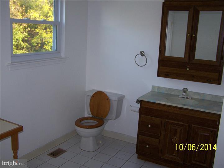 1142 Plowshare Road Blue Bell, PA 19422 - Photo 12 of 25 Gallery Image 12