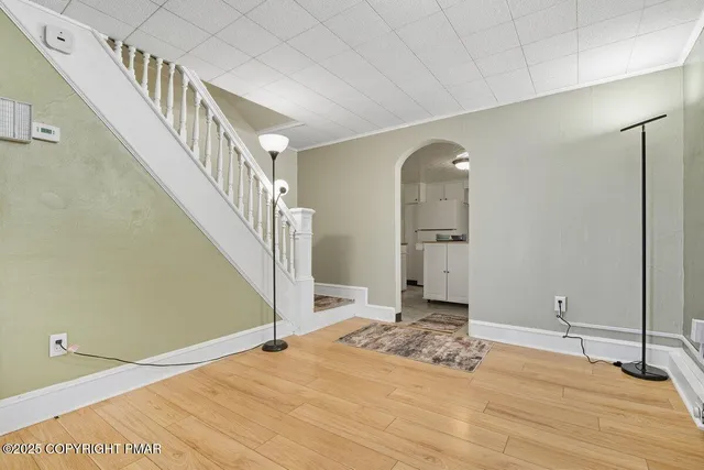 $1,650 | 229 West High Street, Nesquehoning, PA 18240