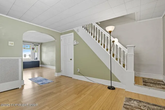 $1,650 | 229 West High Street, Nesquehoning, PA 18240