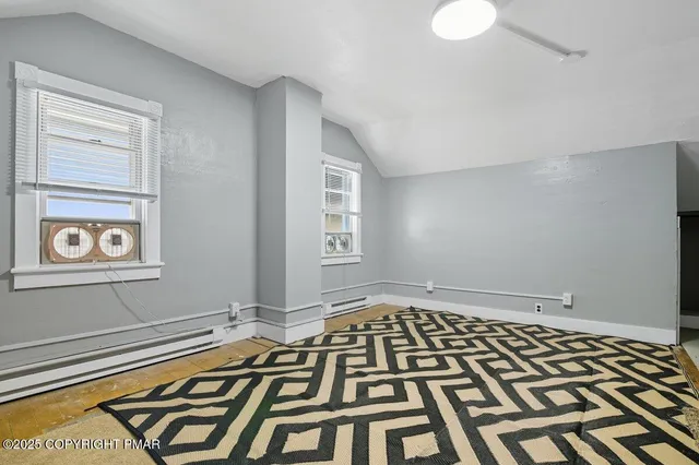 $1,650 | 229 West High Street, Nesquehoning, PA 18240