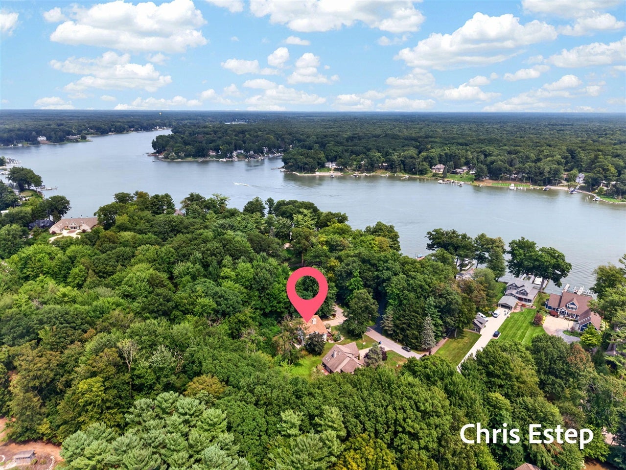 18127 Lovell Road Spring Lake, MI 49456 - Photo 2 of 42 Gallery Image 2