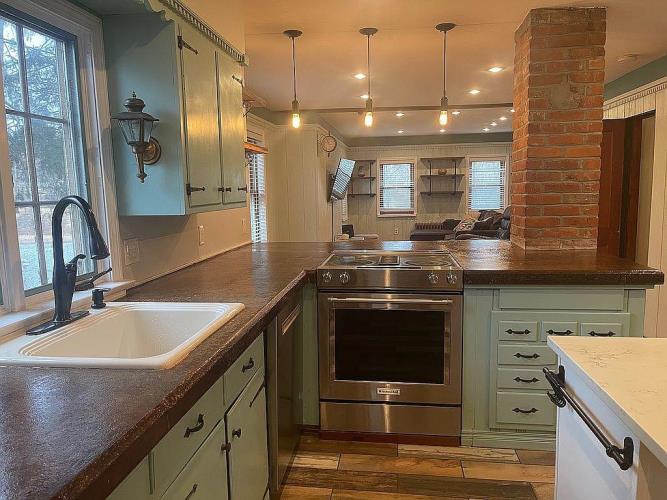 600 Maple Street Danvers, MA 01923 - Photo 8 of 23