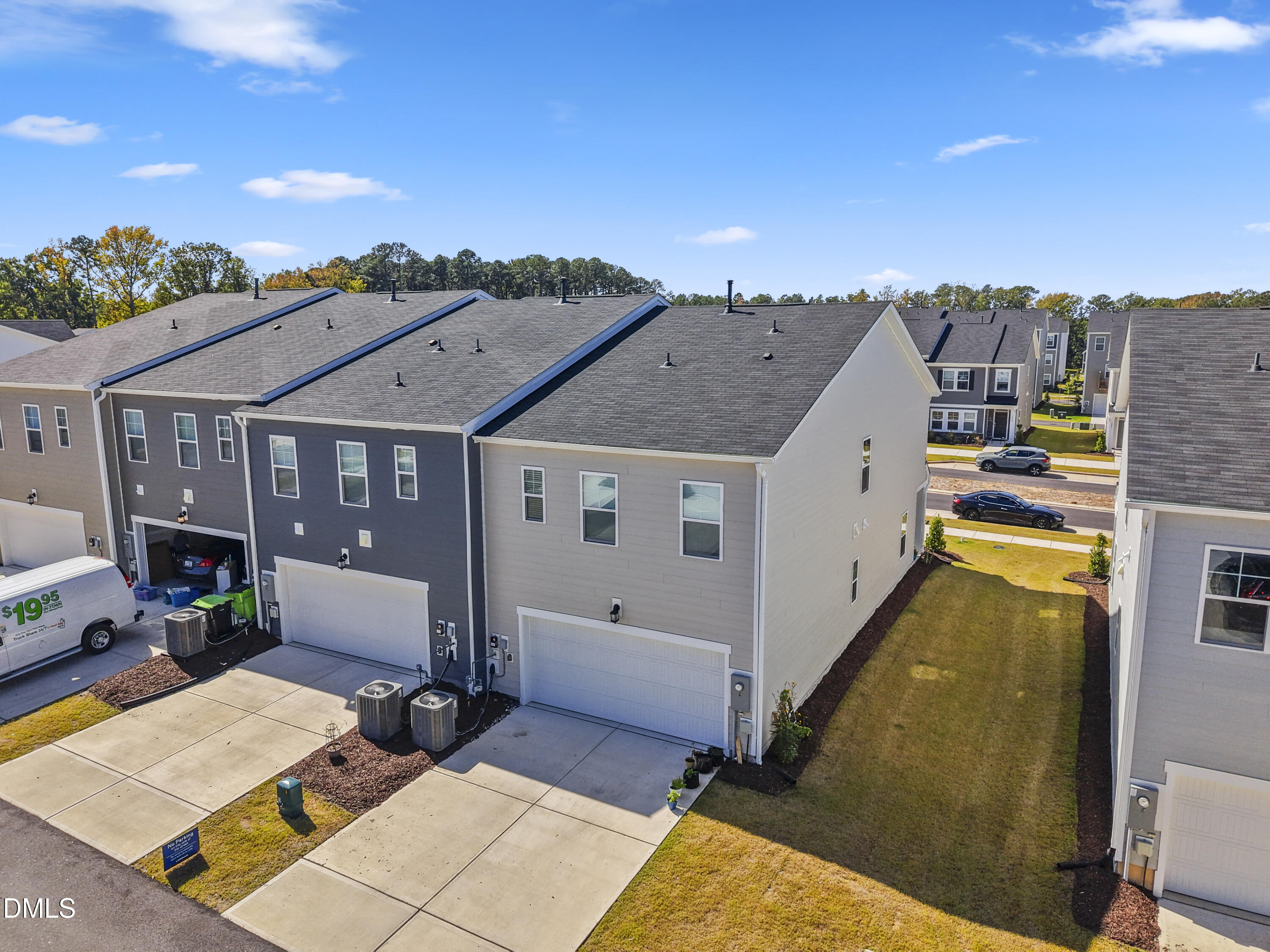 1811 Aspen River Lane Apex, NC 27502 - Photo 7 of 36 DJI_20251003015457_0317_D