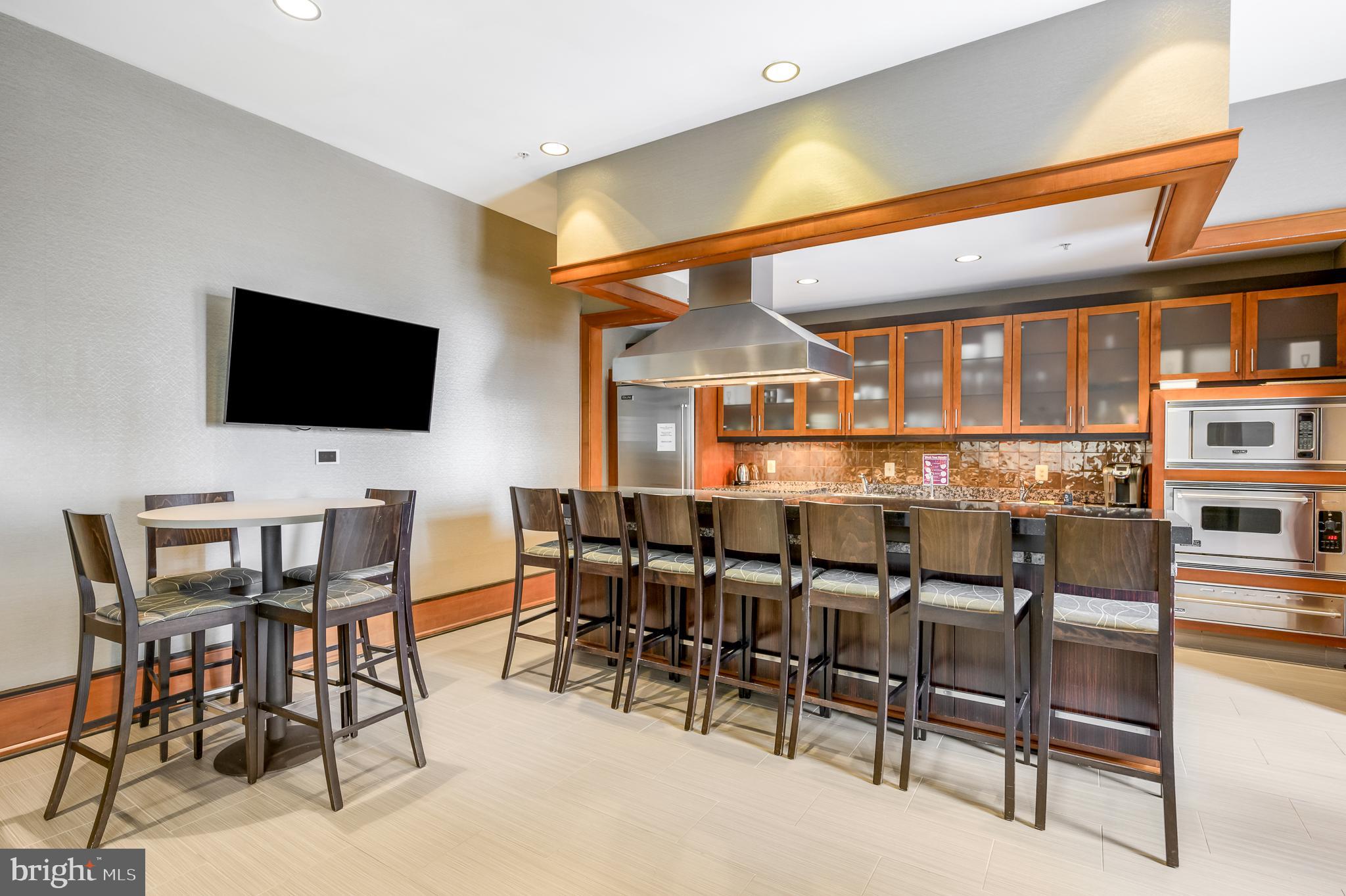 11990 Market Street, Unit 903 Reston, VA 20190 - Photo 36 of 40 Gallery Image 36