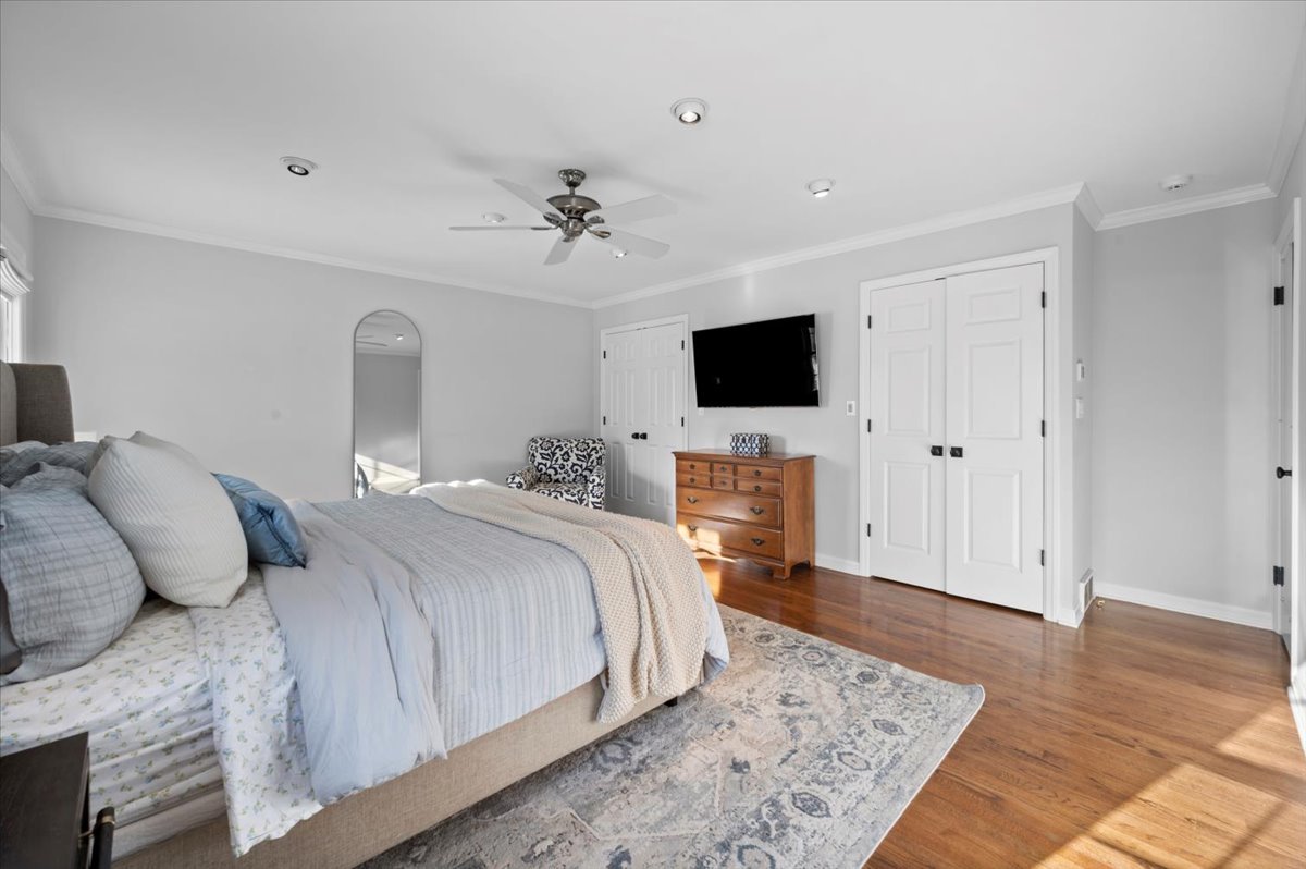 1831 Farm Road Lake Forest, IL 60045 - Photo 15 of 29 Gallery Image 15