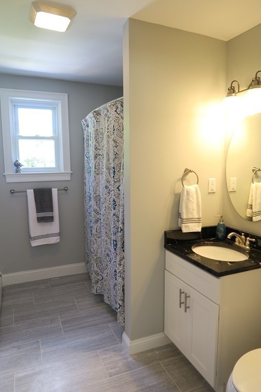 26 Davis Farm Road Ashland, MA 01721 - Photo 9 of 25 Gallery Image 9
