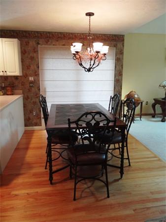 18 Deergrass Road Shrewsbury, MA 01545 - Photo 6 of 24 Gallery Image 6