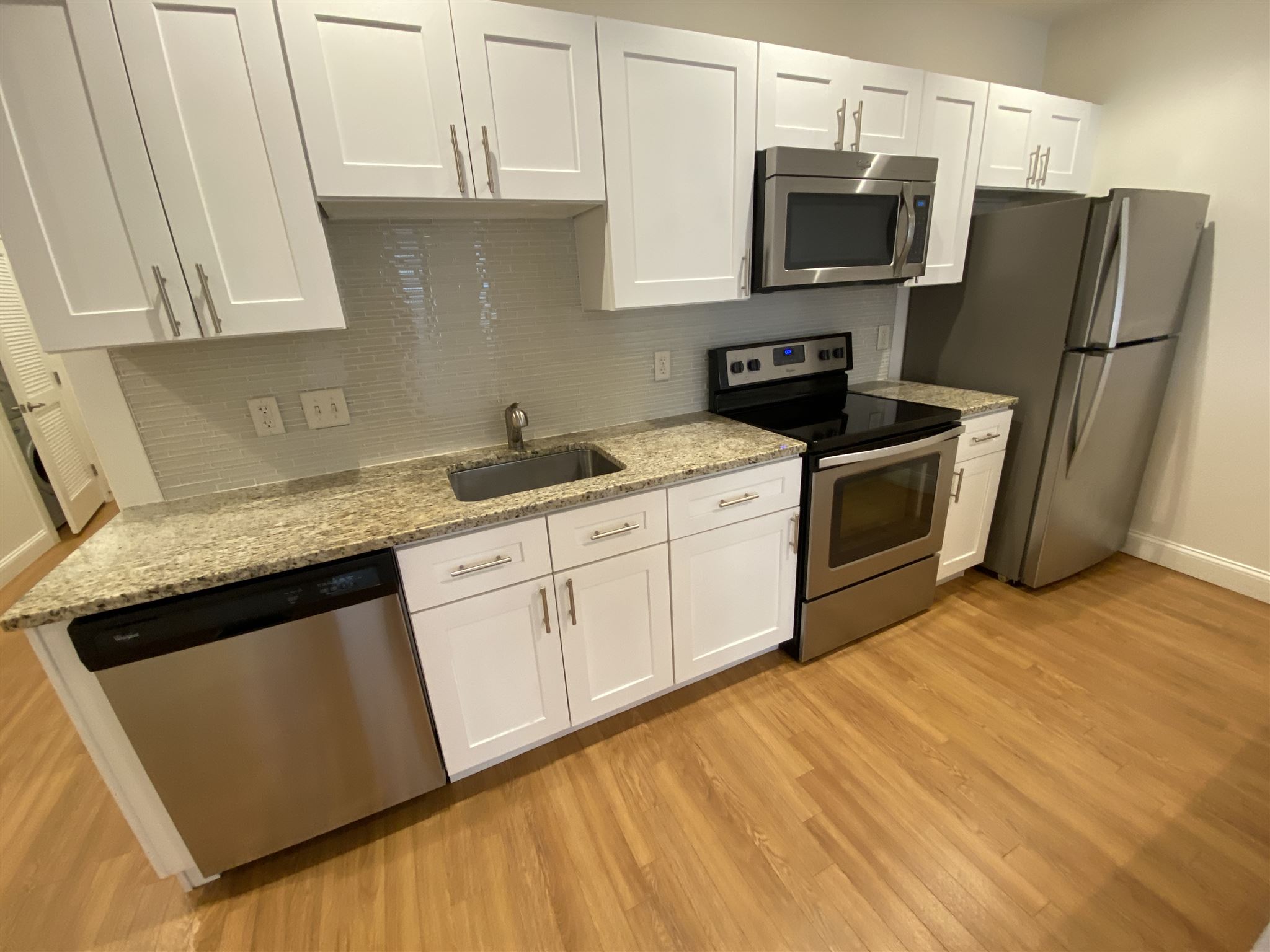 875 Elm Street, Unit 404 Manchester, NH 03101 - Photo 17 of 40