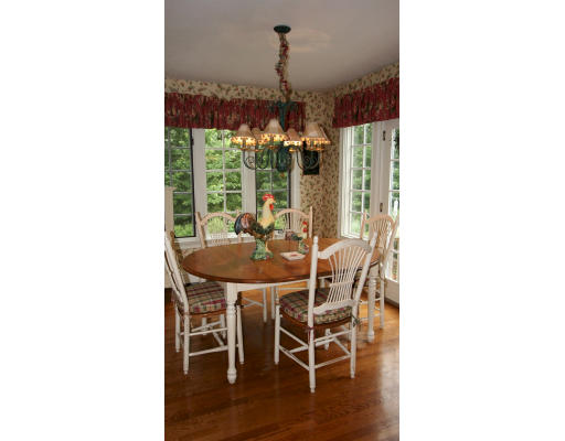 51 Wagon Road Walpole, MA 02081 - Photo 3 of 5 Gallery Image 3