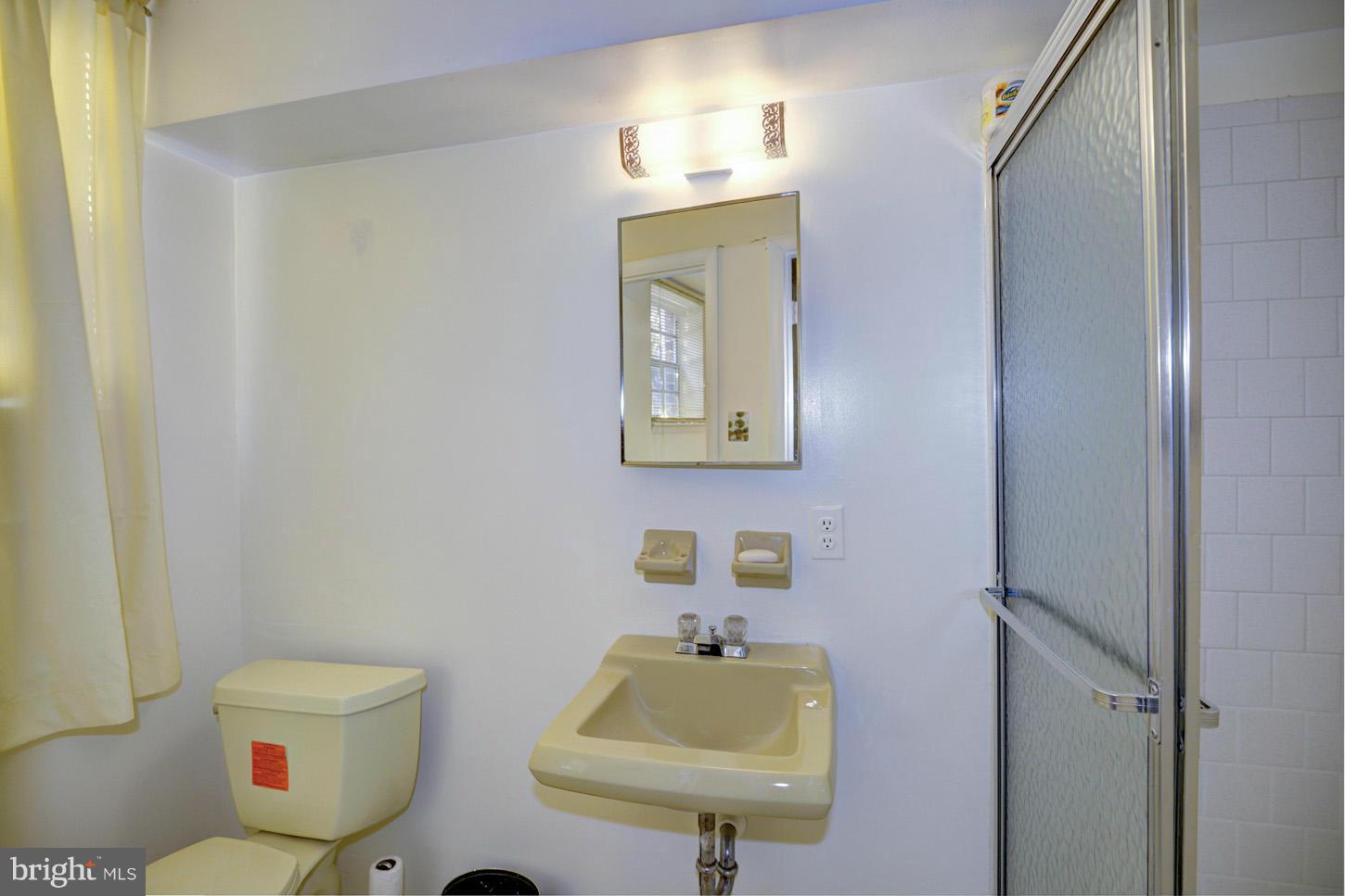 3518 Cabot Road Randallstown, MD 21133 - Photo 22 of 26 Bath