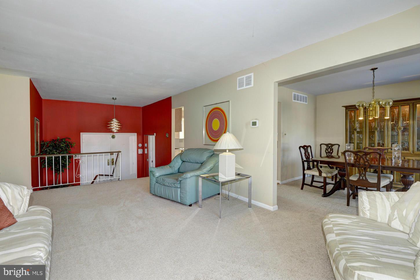 3518 Cabot Road Randallstown, MD 21133 - Photo 5 of 26 Living Room